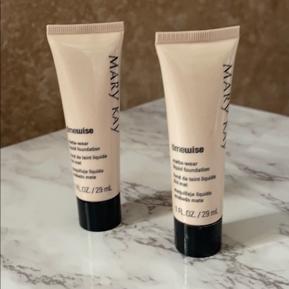 Mary Kay Foundation- Ivory 4/Ivory 5